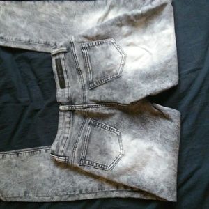 Stone Wash Jeans